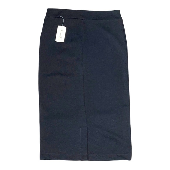 FOREVER 21 vintage knee-length black skirt. Size M - Picture 2 of 8